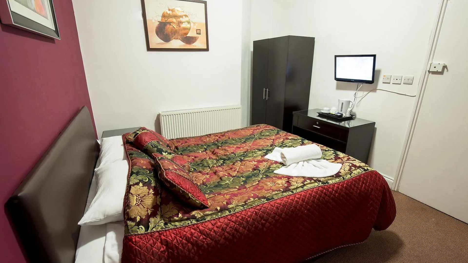 Cranford Hotel Ilford