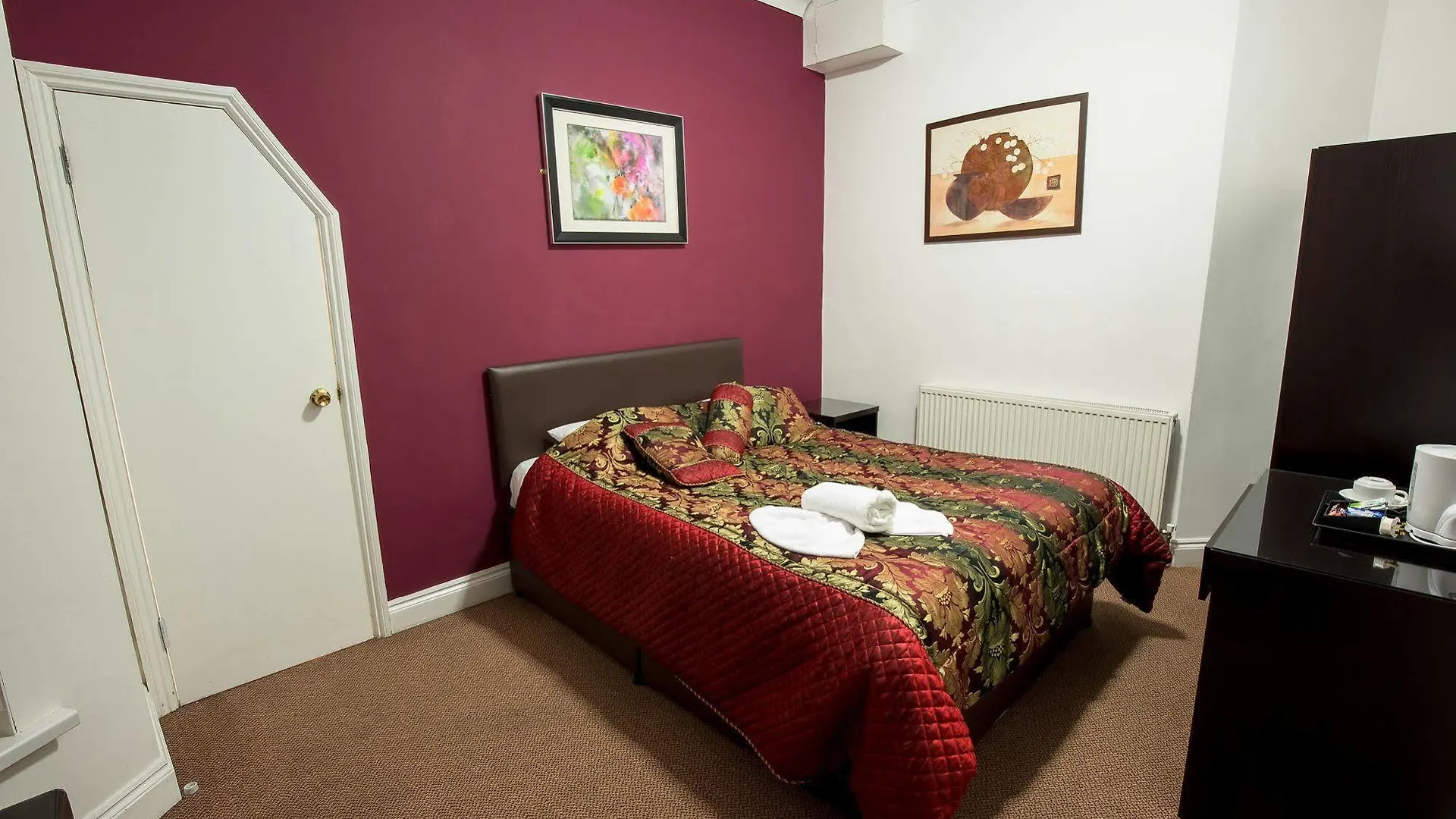 Cranford Hotel Ilford