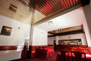 **  Cranford Hotel Ilford United Kingdom